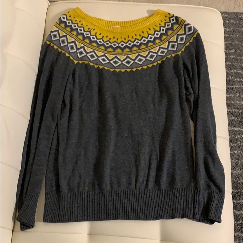 [SOLD] Merona Grey, Yellow, White Sweater Large